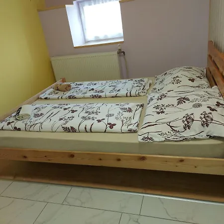 Angyalhaz Apartman. Apartment *